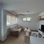 Gvacic House Апартаменты