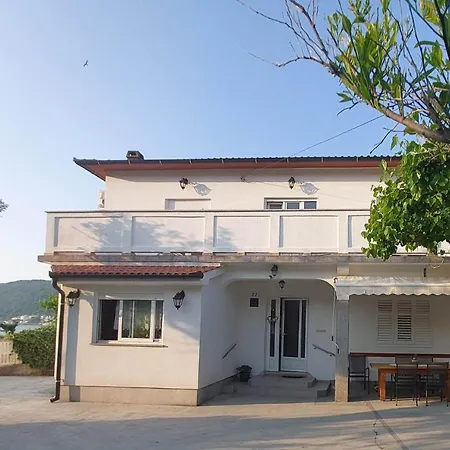 Gvacic House Супетарска-Драга