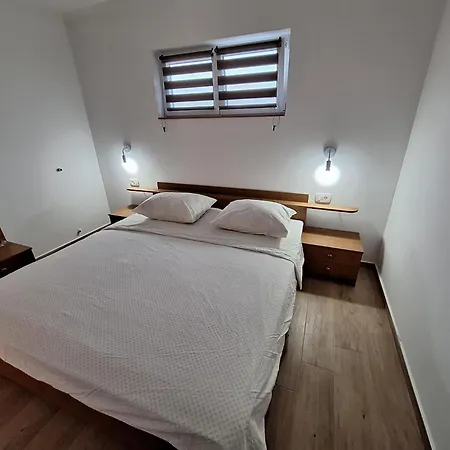 Gvacic House Lägenhet Supetarska Draga